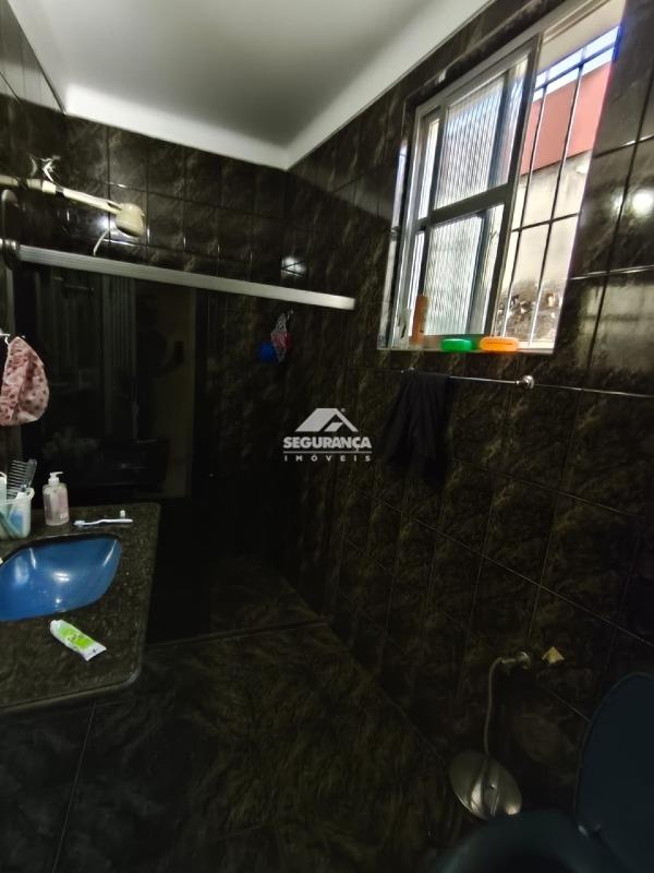 Casa à venda no Centro: 