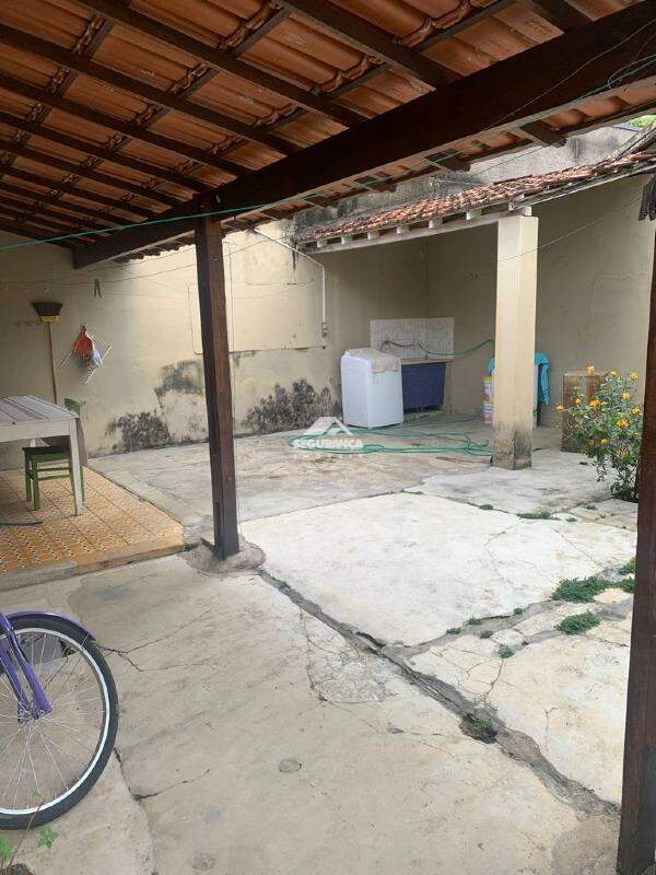 Terreno à venda no Esplanada: 