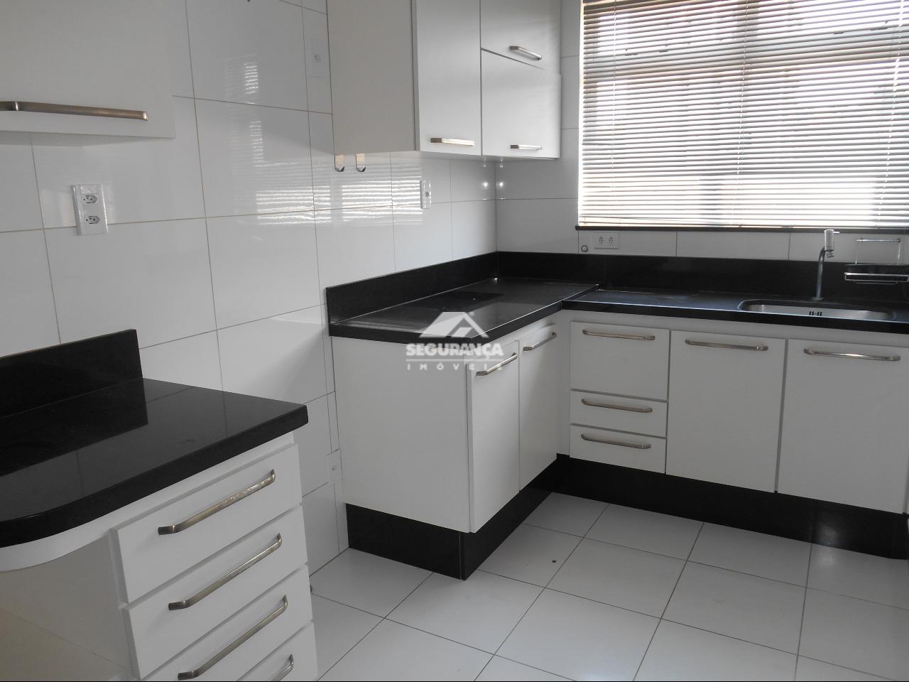 Apartamento para aluguel no Esplanada: COZINHA