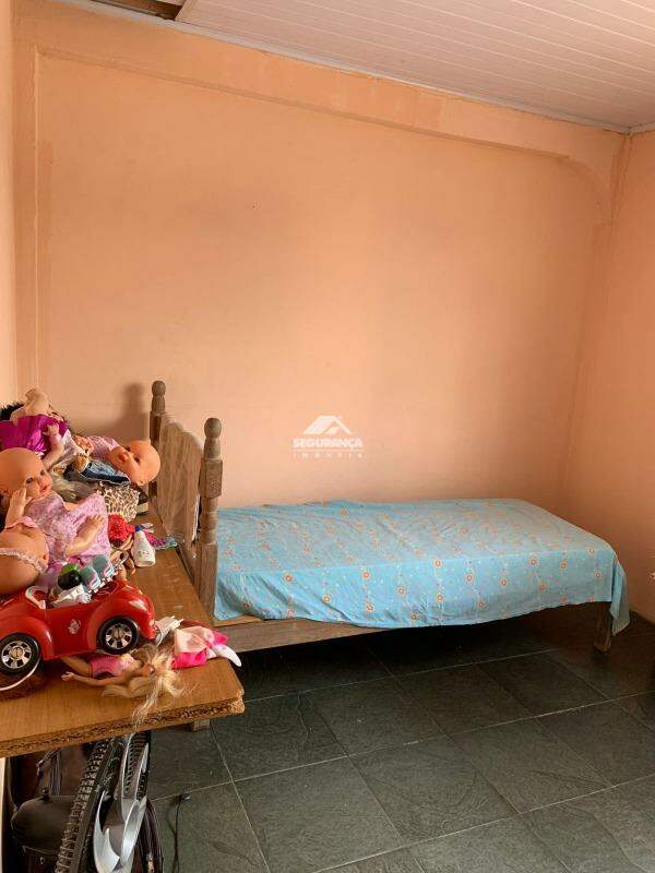 Casa à venda no JK I: