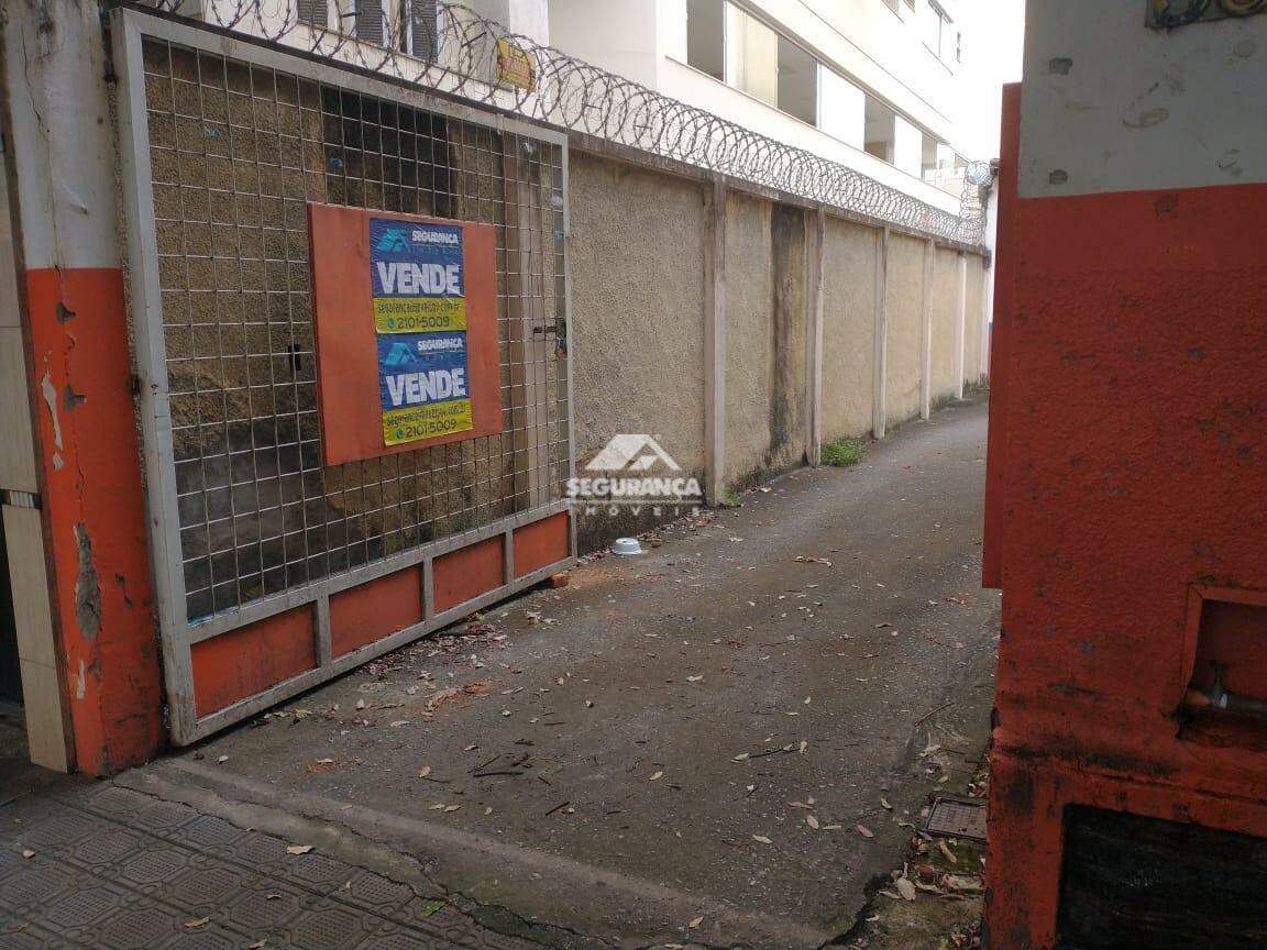 Casa à venda no Centro: 