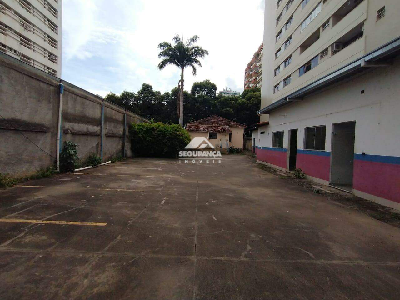 Casa à venda no Centro: 