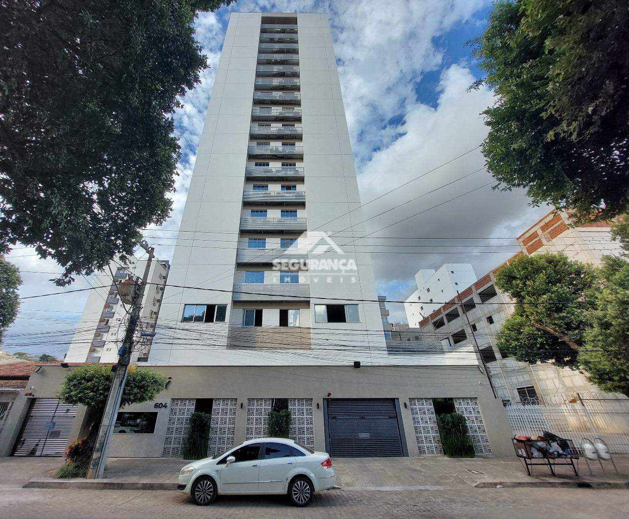 Apartamento para aluguel no Esplanada: FACHADA 
