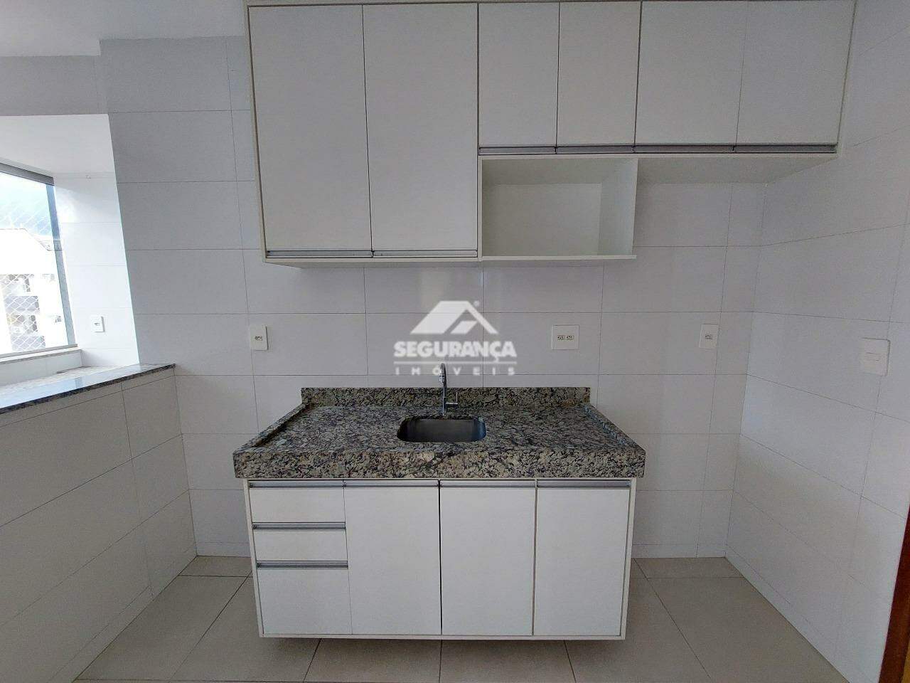 Apartamento para aluguel no Esplanada: COZINHA
