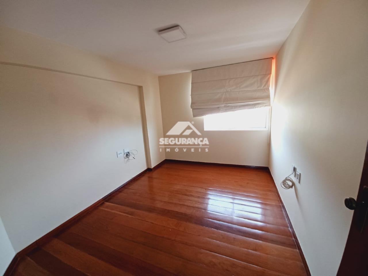 Apartamento cobertura à venda no Centro: 