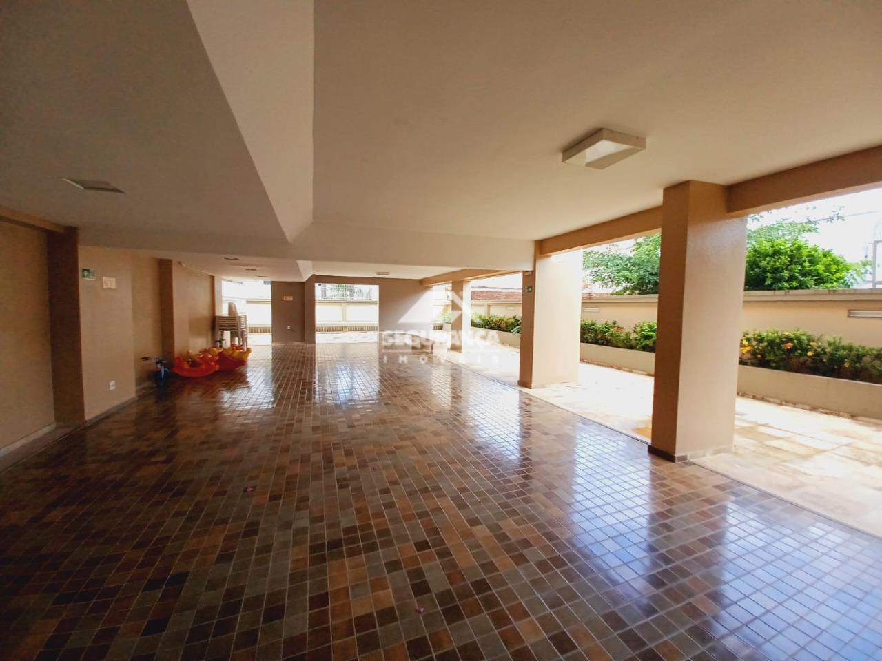 Apartamento cobertura à venda no Centro: 