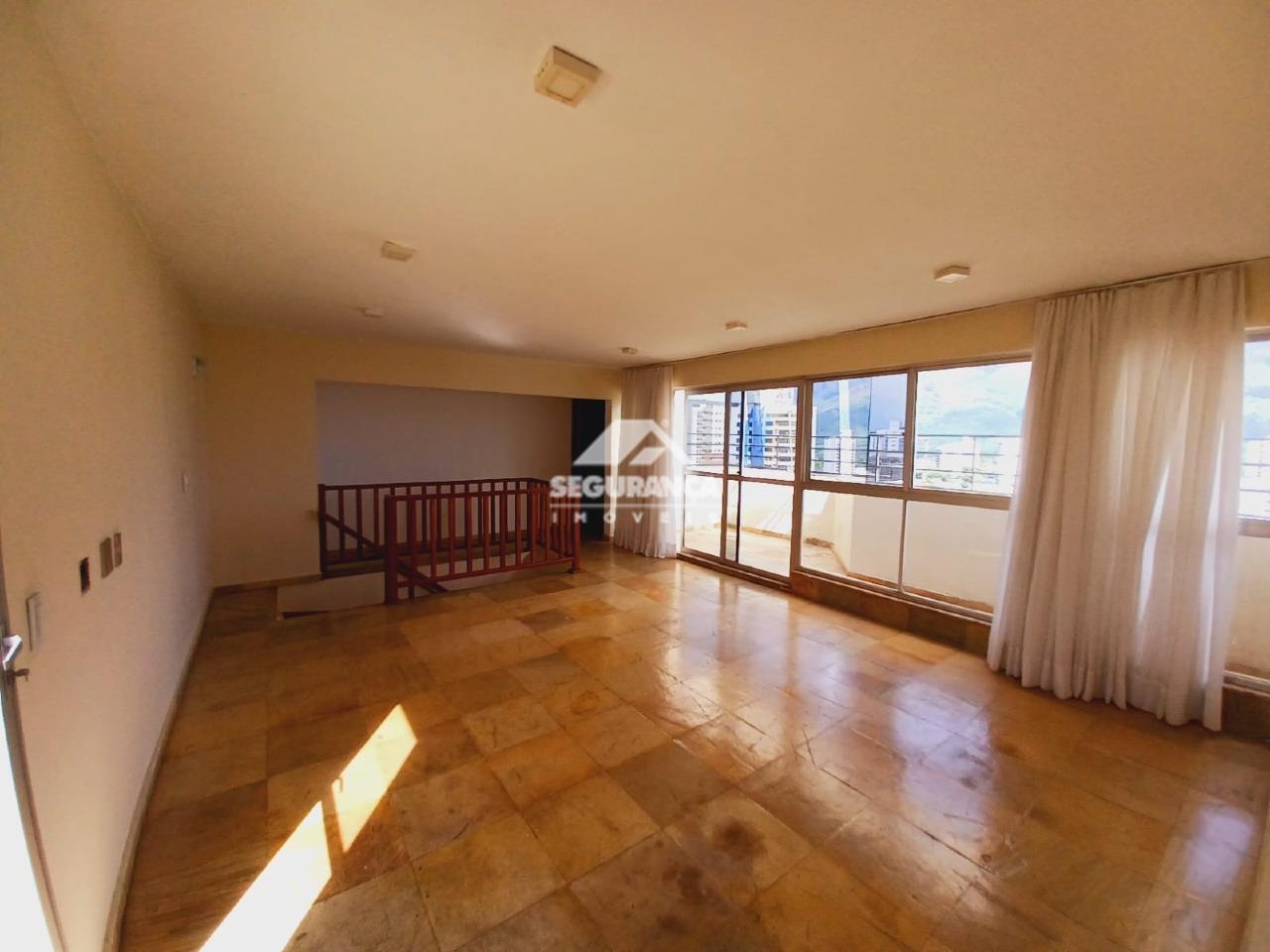 Apartamento cobertura à venda no Centro: 