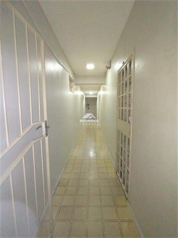 Sala à venda no Centro: