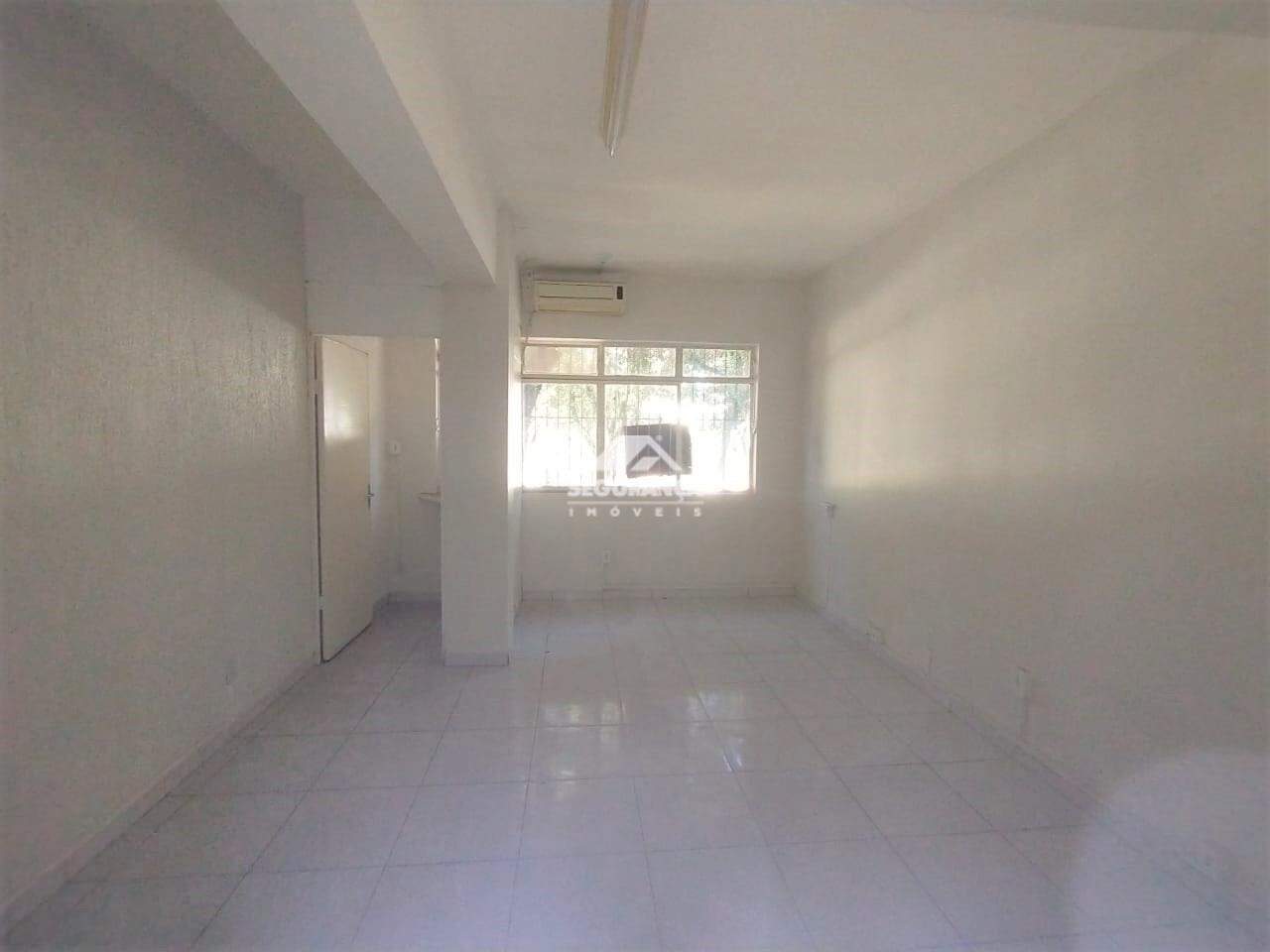 Sala à venda no Centro: