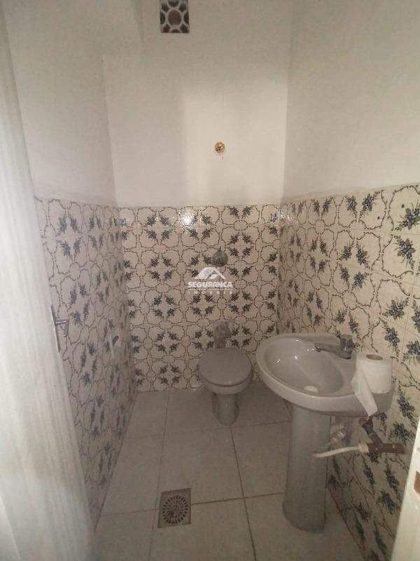 Sala à venda no Centro: