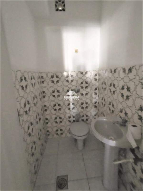 Sala à venda no Centro: