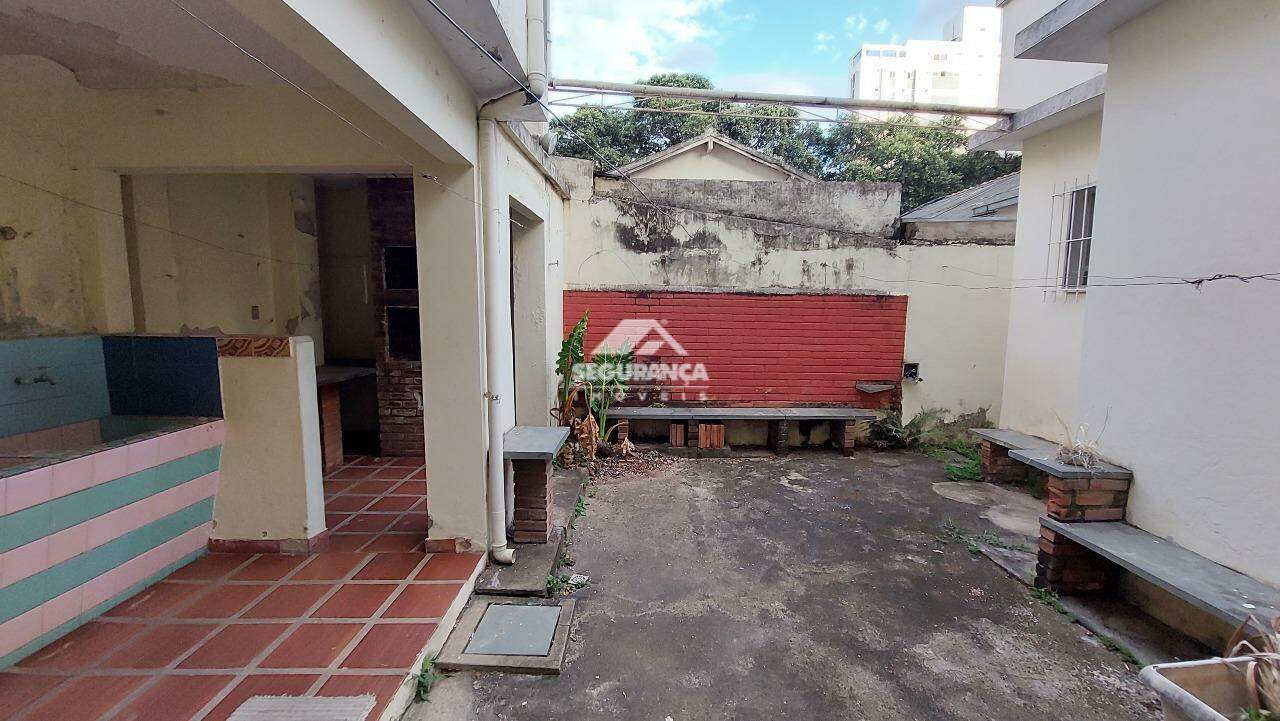 Casa para aluguel no Centro: AREA DE SERVIÇO
