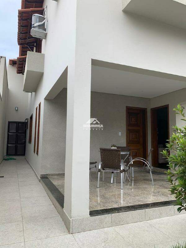 Casa à venda no GRA DUQUESA: 