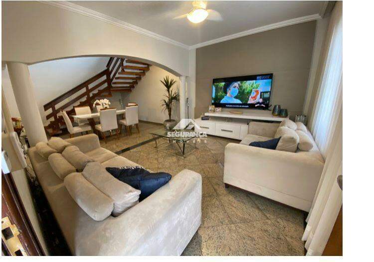 Casa à venda no GRA DUQUESA: