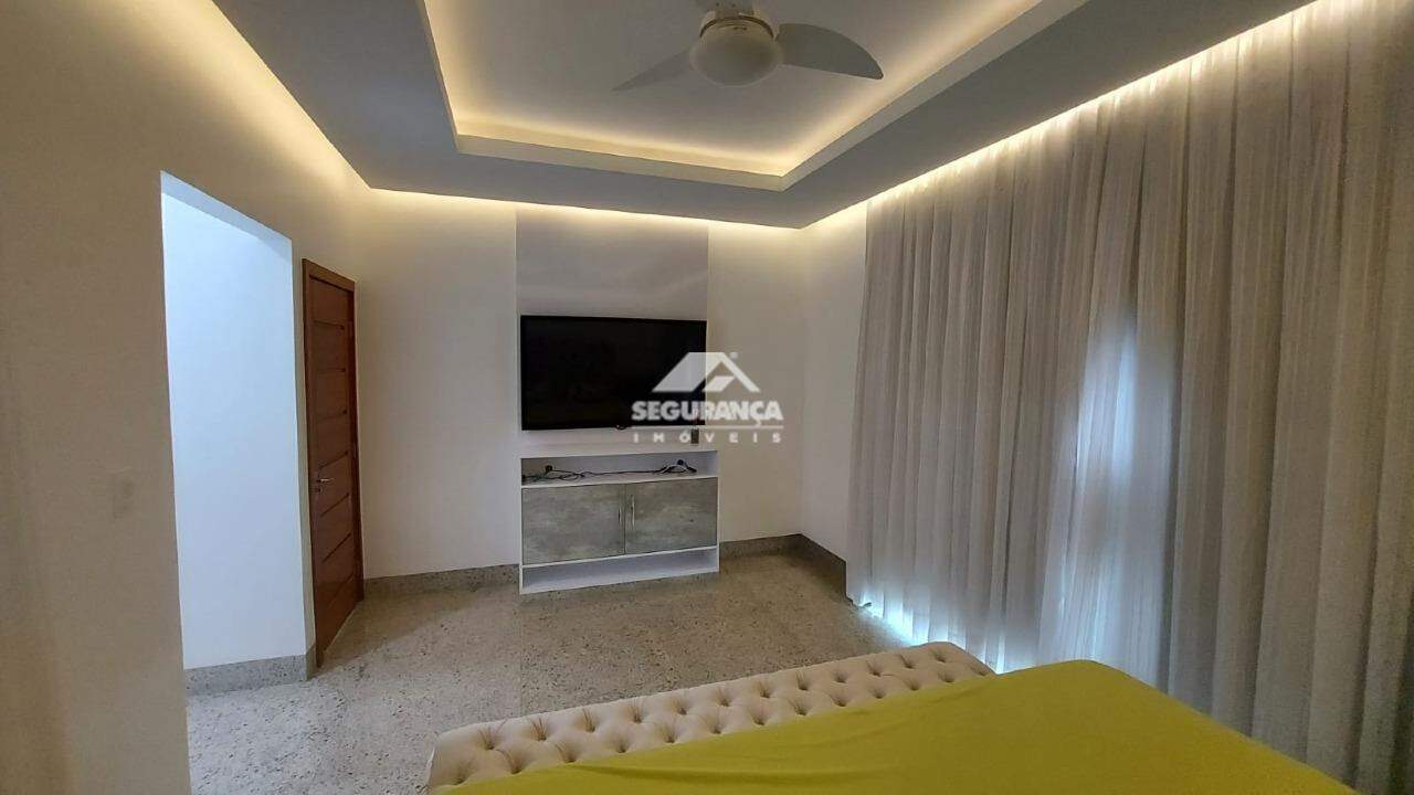 Casa à venda no SANTO AGOSTINHO: Suite Master