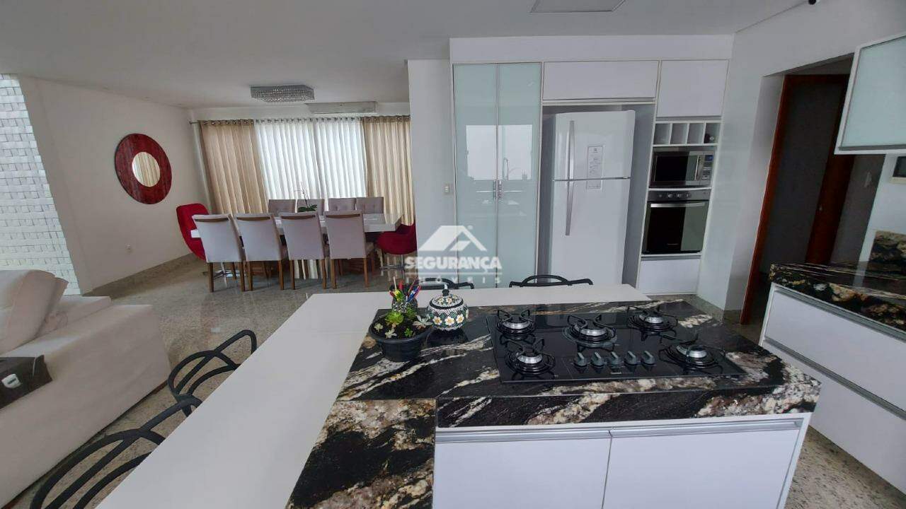 Casa à venda no SANTO AGOSTINHO: Cozinha