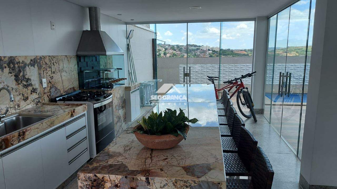 Casa à venda no SANTO AGOSTINHO: área gourmet