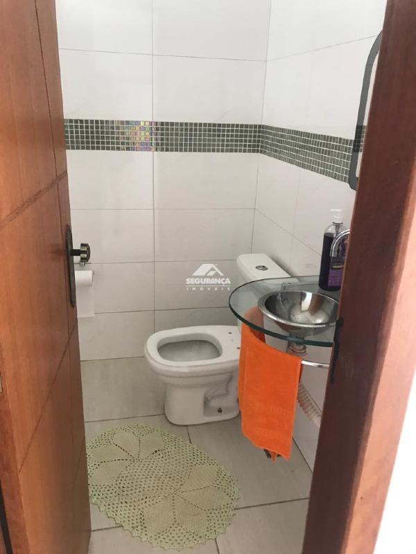 Casa à venda no NOVA VILA BRETAS: Banheiro da área externa