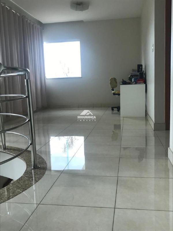 Casa à venda no NOVA VILA BRETAS: Sala ampla segundo piso