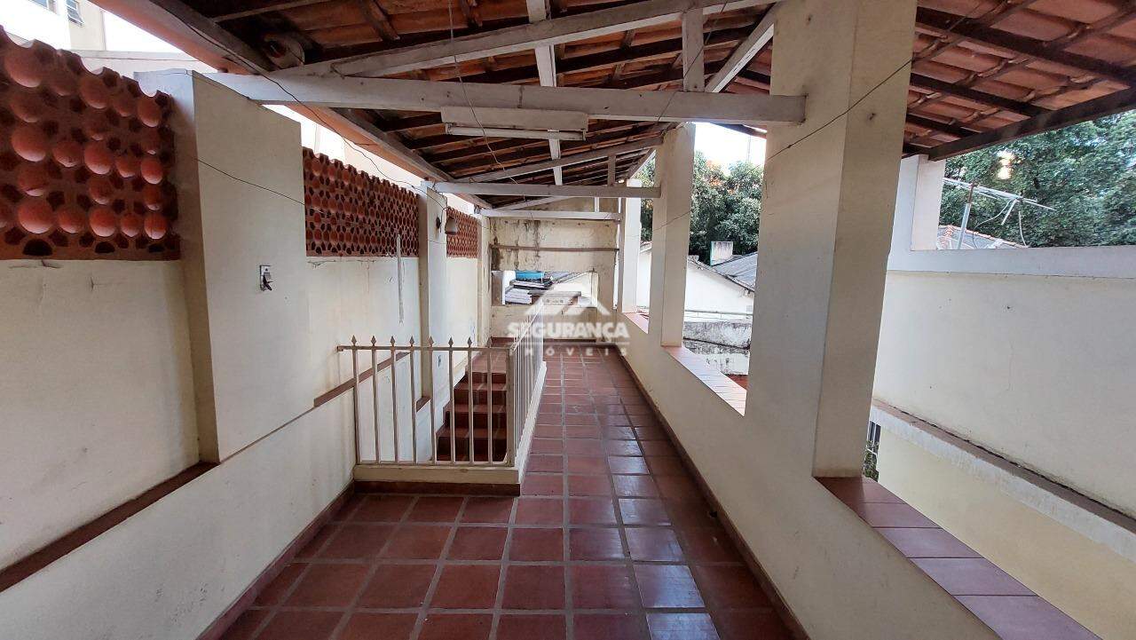 Casa à venda no Centro: