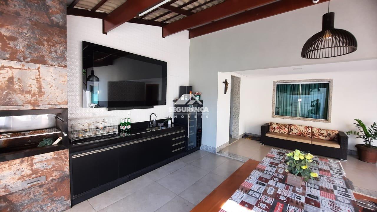 Casa à venda no JARDIM IPE: 