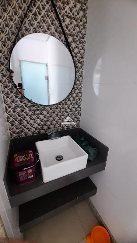 Casa à venda no JARDIM IPE: 