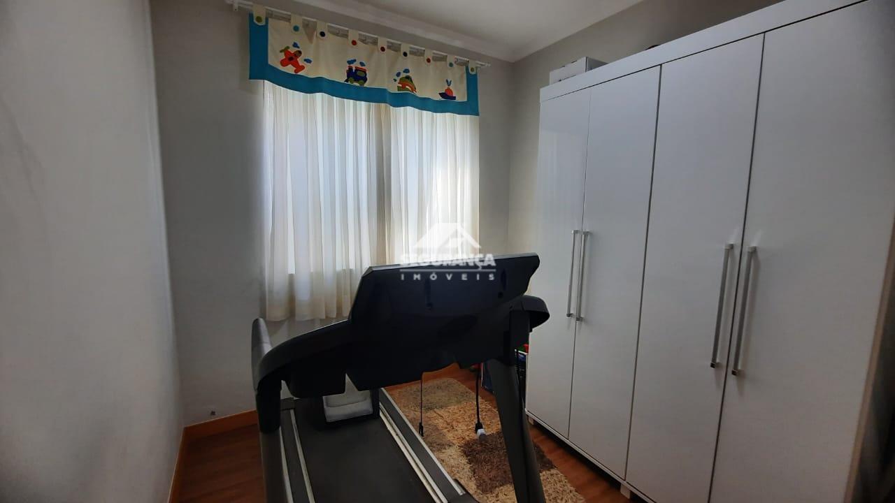 Casa à venda no JARDIM IPE: 