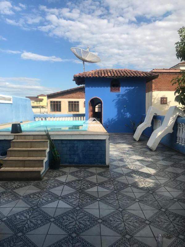 Casa à venda no Lourdes: 