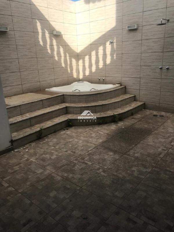 Casa à venda no Lourdes: