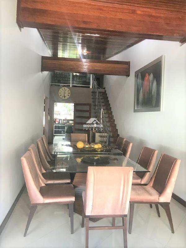 Casa à venda no Universitário: