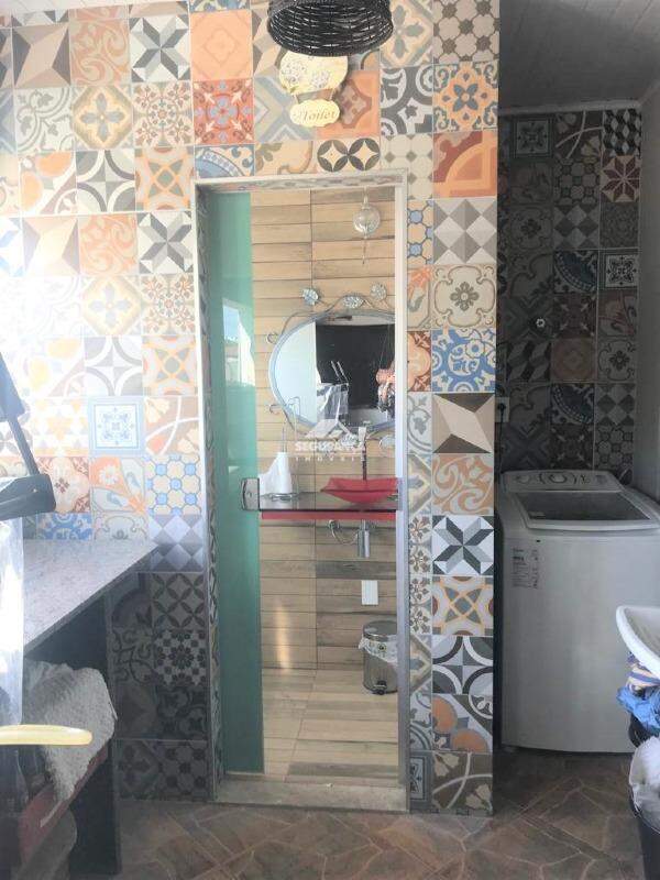 Casa à venda no Universitário: