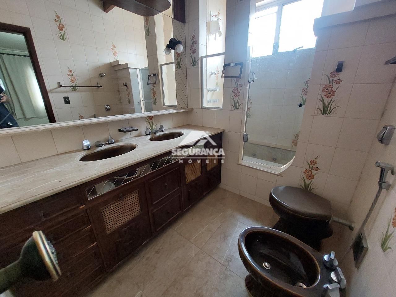 Apartamento para aluguel no Centro: BANHEIRO SUITE