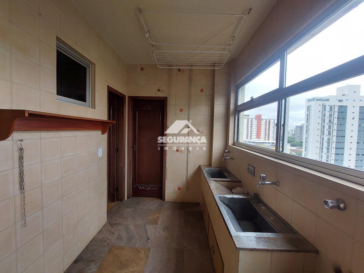 Apartamento para aluguel no Centro: AREA DE SERVIÇO