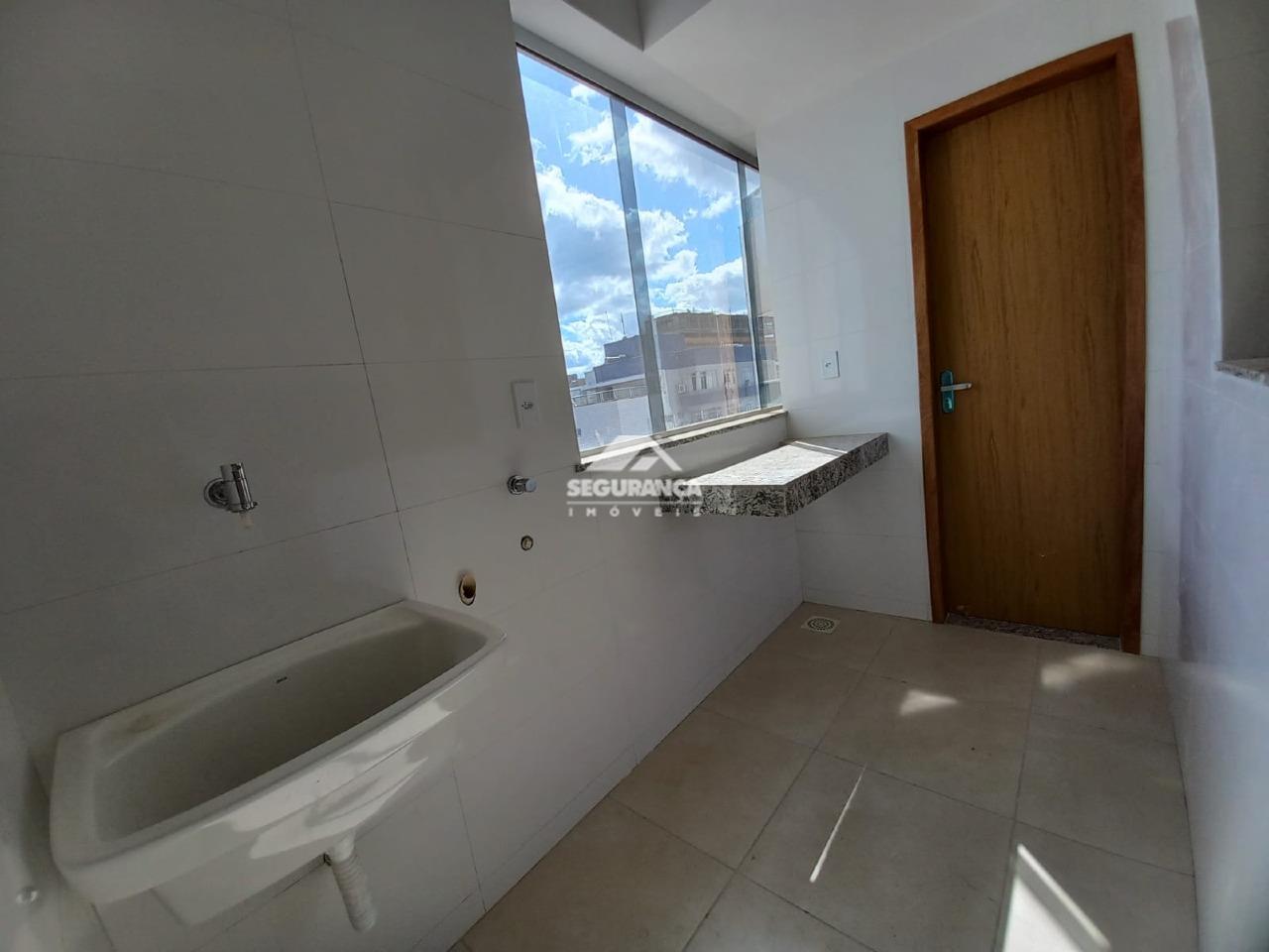 Apartamento à venda no Esplanada: AREA DE SERVIÇO