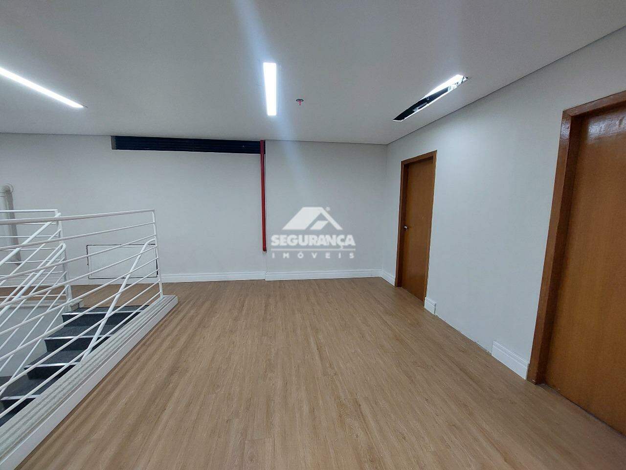 Sala para aluguel no Centro: HALL SUPERIOR