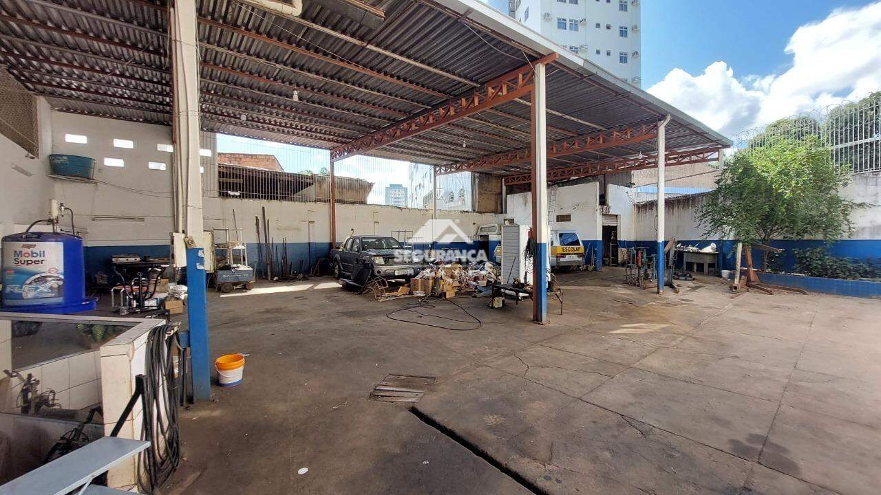 Prédio Comercial à venda no Centro: