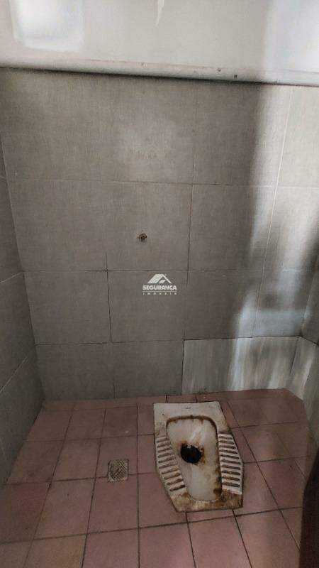 Prédio Comercial à venda no Centro: