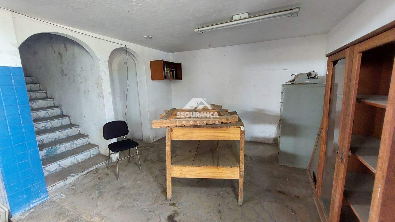 Prédio Comercial à venda no Centro: