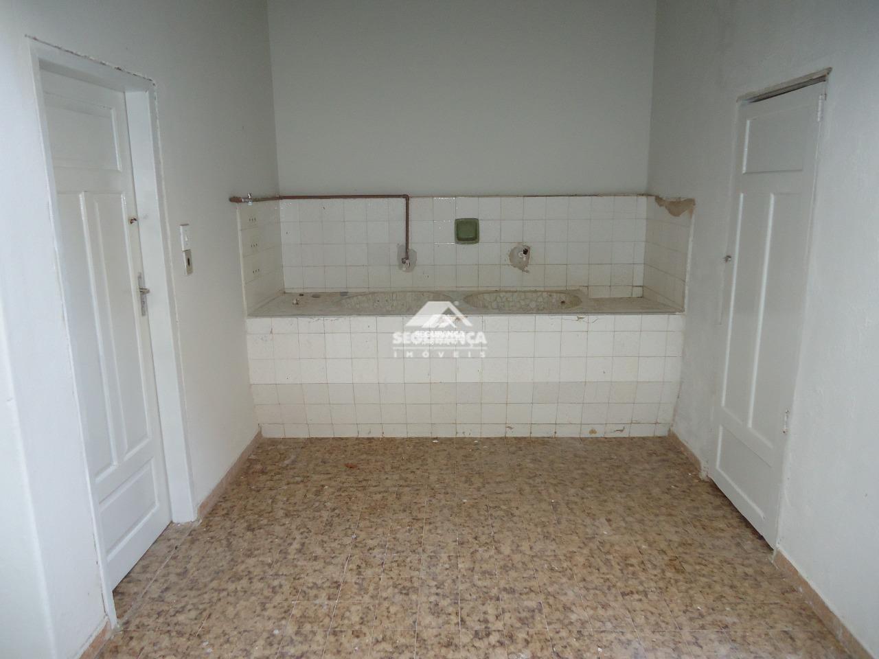 Casa à venda no Centro: 