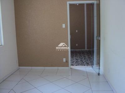 Casa à venda no Centro: 