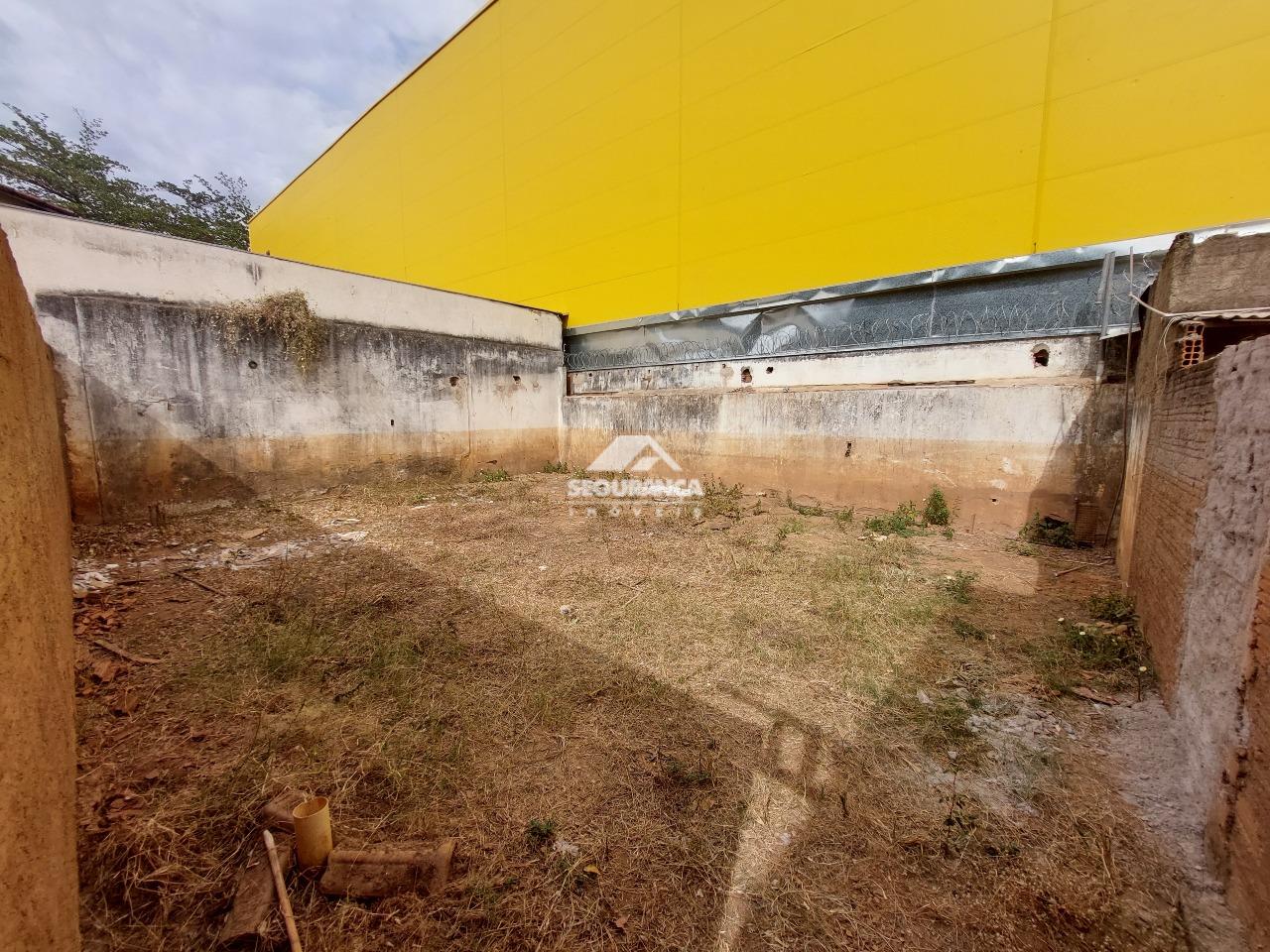 Lote para aluguel no ESPLANADINHA: LOTE
