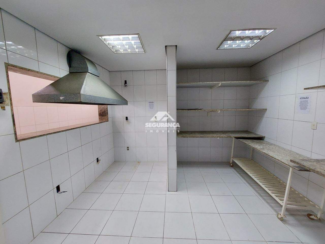 Prédio Comercial para aluguel no Centro: COZINHA