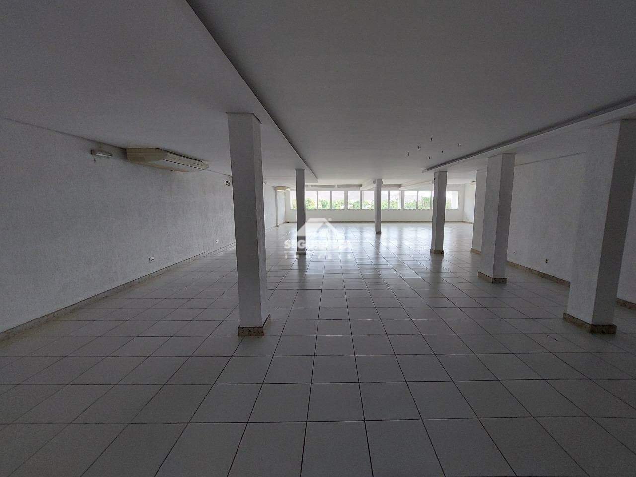 Prédio Comercial para aluguel no Centro: SALÃO