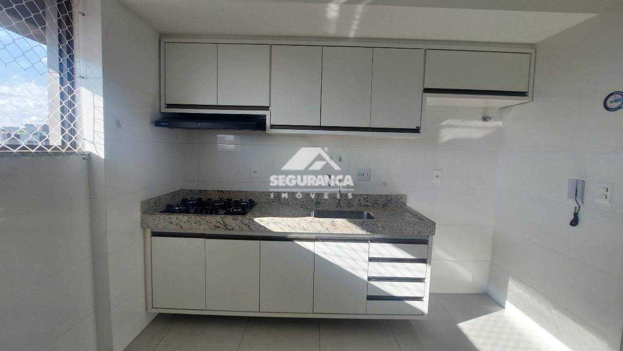 Apartamento para aluguel no Esplanada: COZINHA