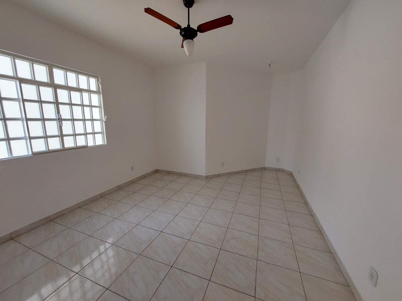 Casa para aluguel no Ilha dos Araújos: QUARTO (2)