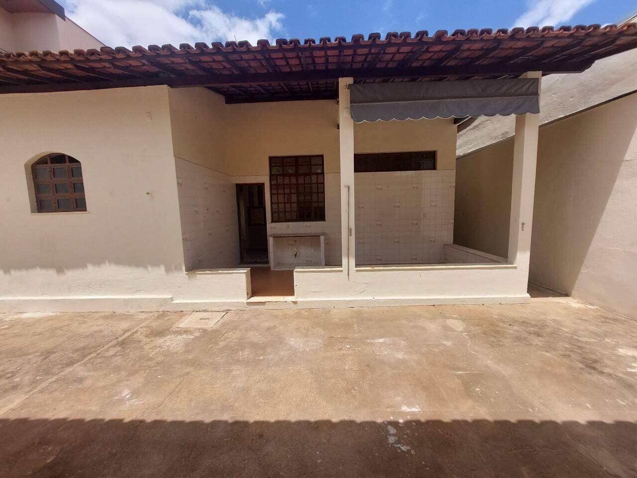 Casa para aluguel no Ilha dos Araújos: QUINTAL