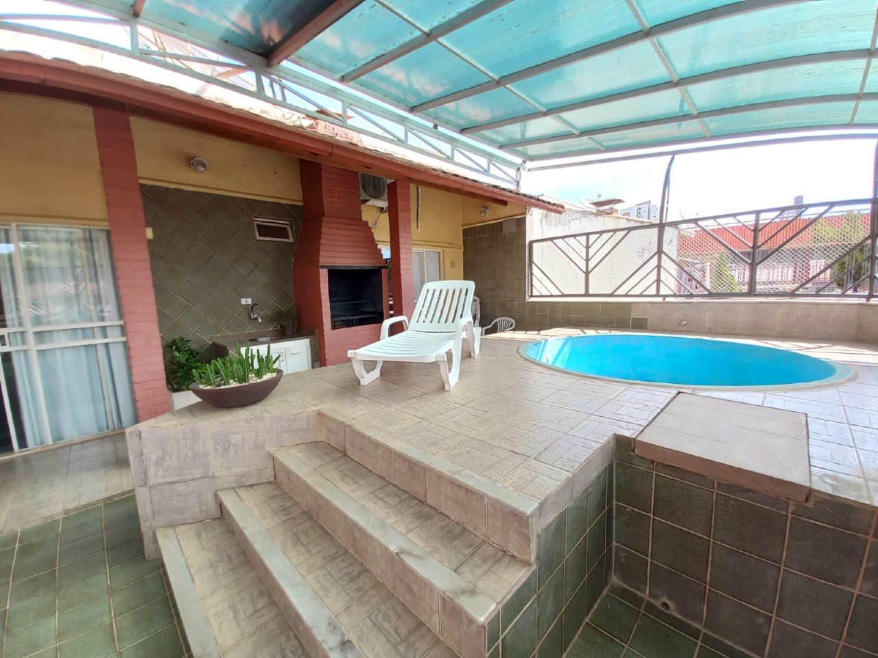 Apartamento cobertura à venda no ESPLANADINHA: PISCINA
