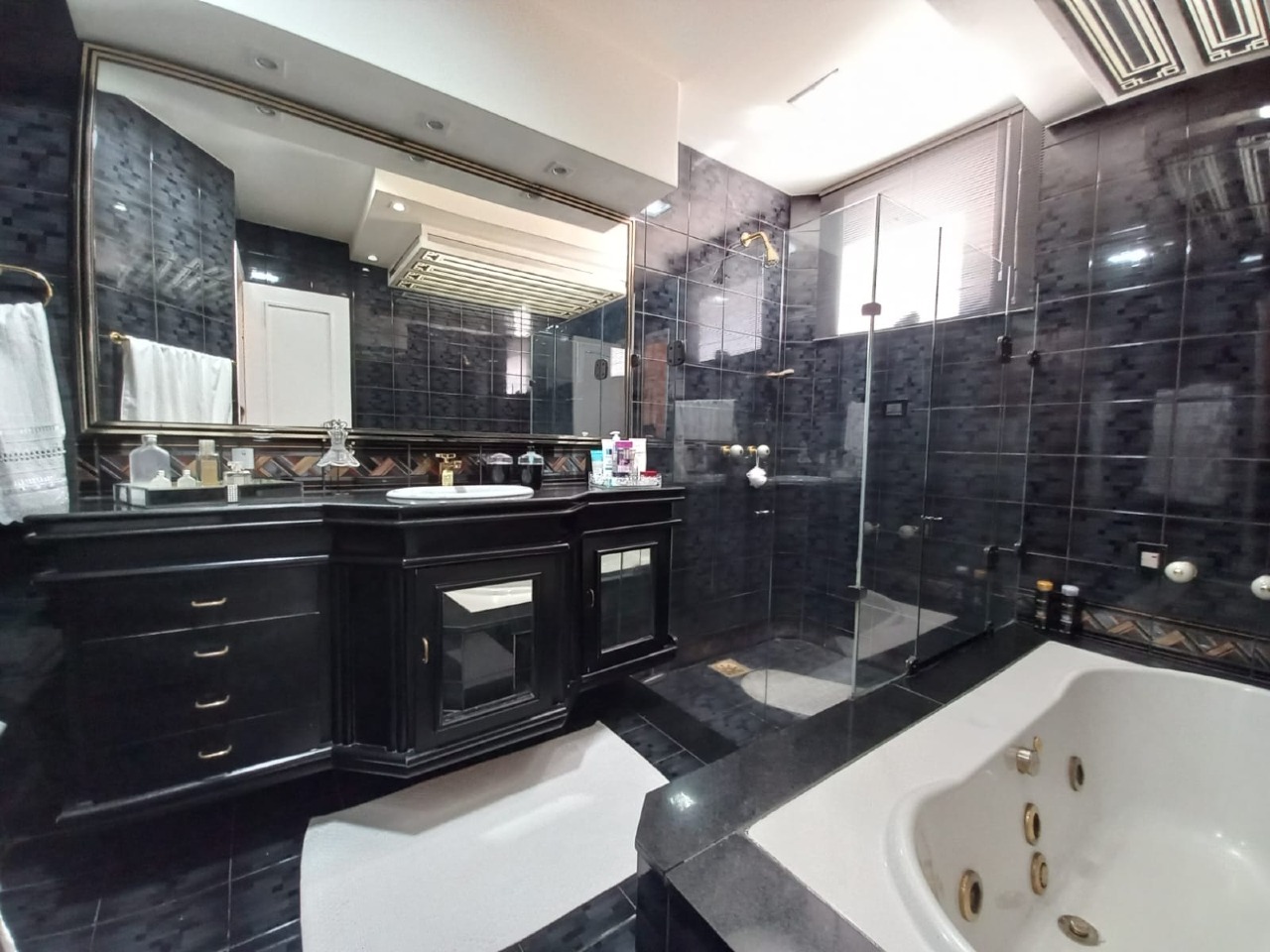 Apartamento cobertura à venda no ESPLANADINHA: BANHEIRO SUITE MASTER