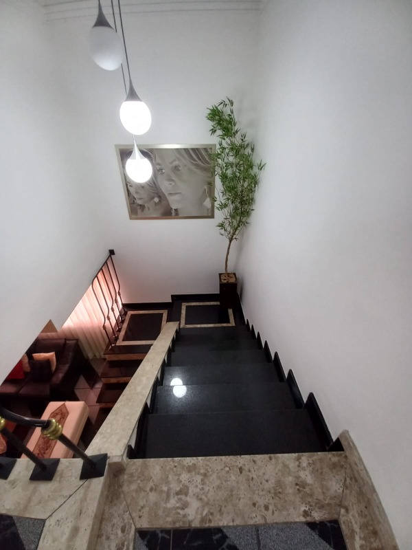 Apartamento cobertura à venda no ESPLANADINHA: ESCADA