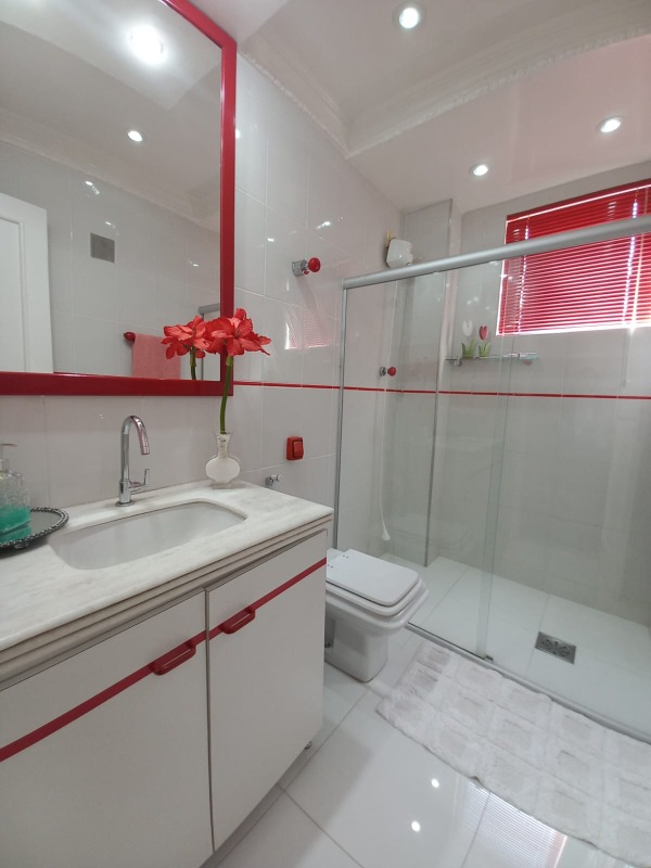 Apartamento cobertura à venda no ESPLANADINHA: BANHEIRO SOCIAL